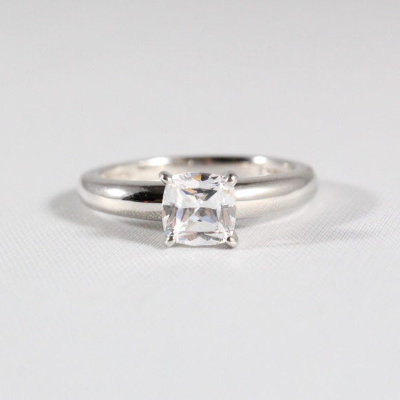 SOLD ❤️VICTORIA WIECK Cushion-Cut CZ Ring 7.5 - Picture 4 of 5